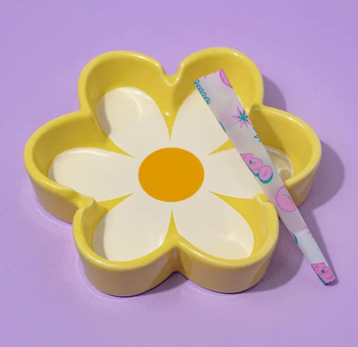 Canna Style Retro Daisy Ashtray